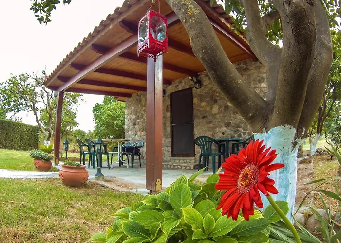 Patras Stonehouse With Large Yard - πέτρινο σπίτι με αυλή Prázdninový dům